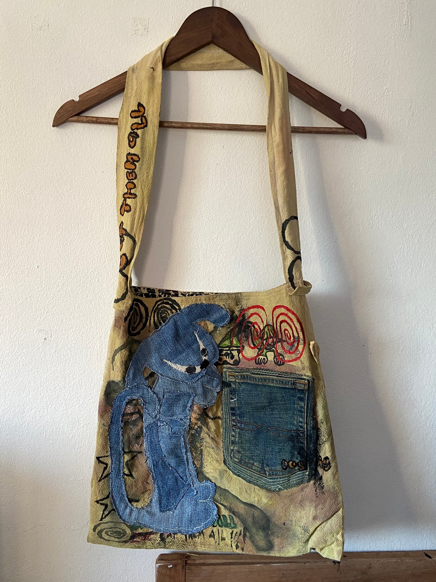 ?gluE x mom bag