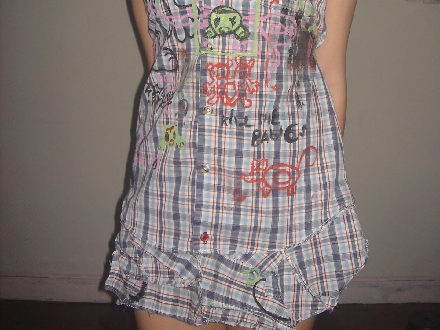 ?gluE possum dress