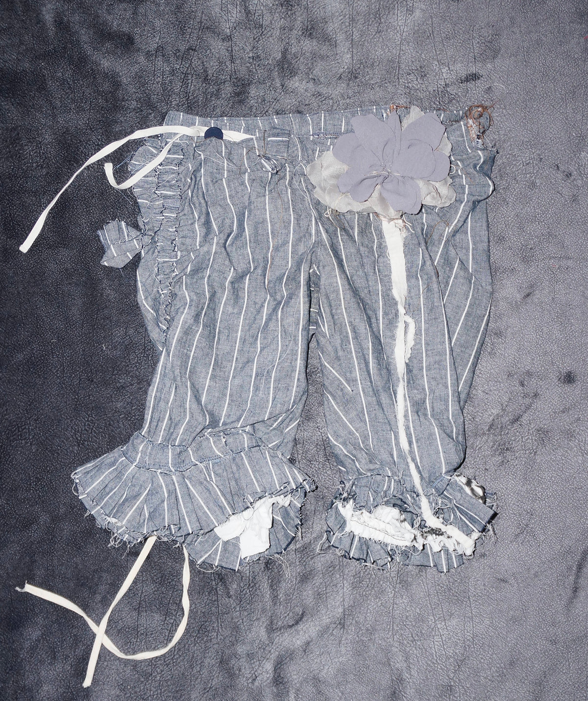 Jester’s lover capri pants