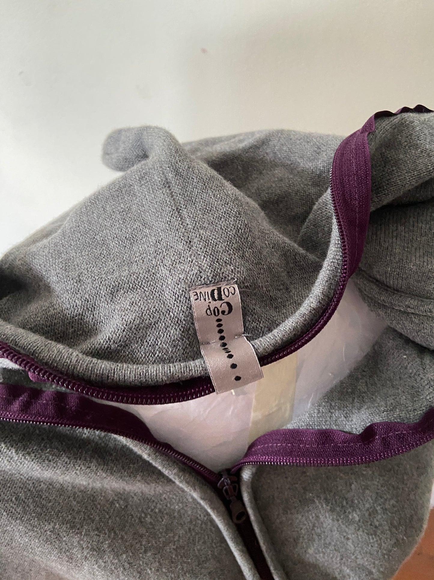 Cop Copine avant-garde cropped hoodie