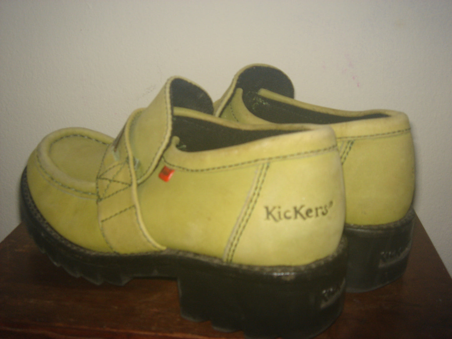 Original 90s KicKers suede loafers (lime green)