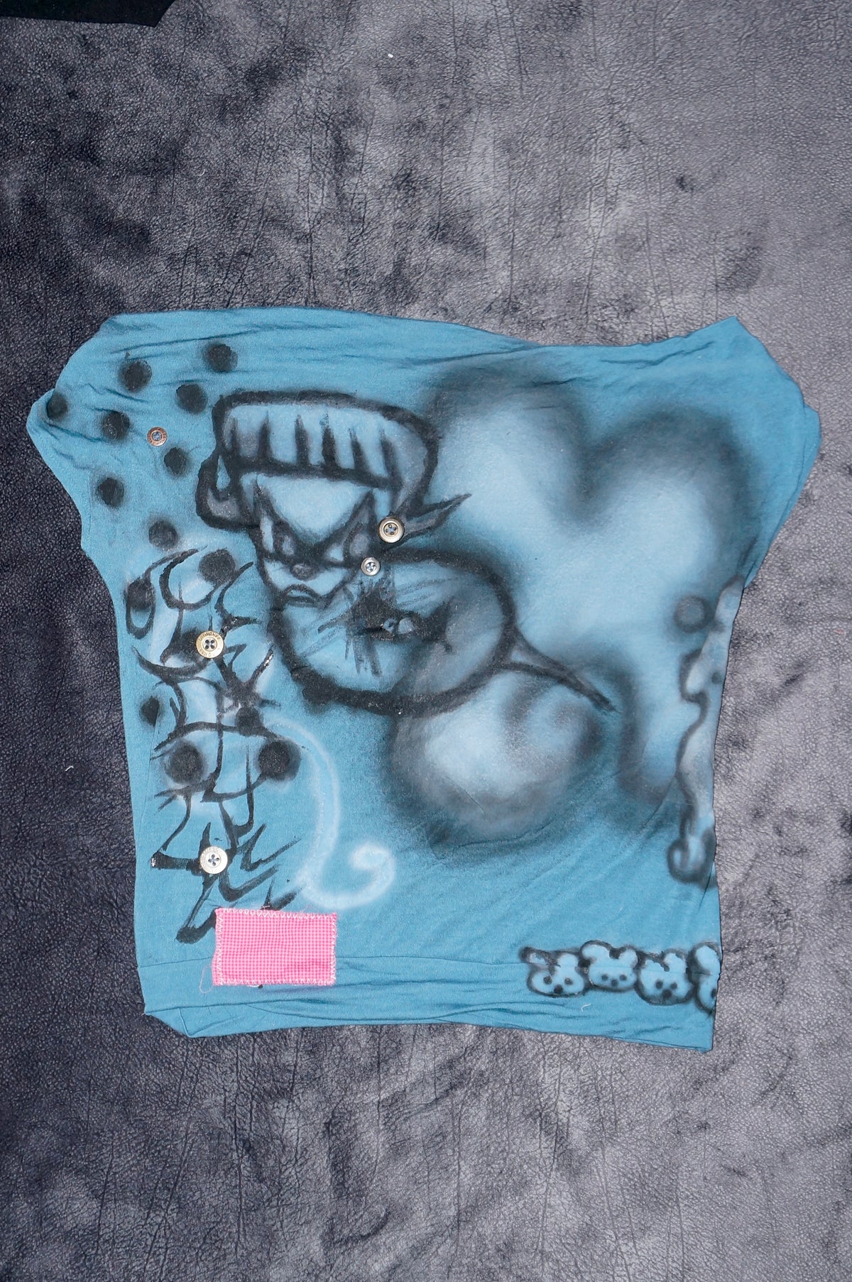 Sting tee