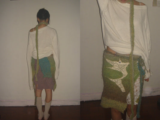 ?gluE melancholy skirt